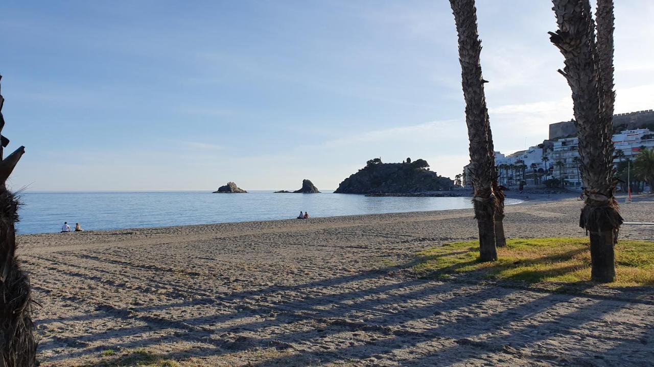 Tropical Avenida Andalucia Apartment Almuñécar Екстериор снимка