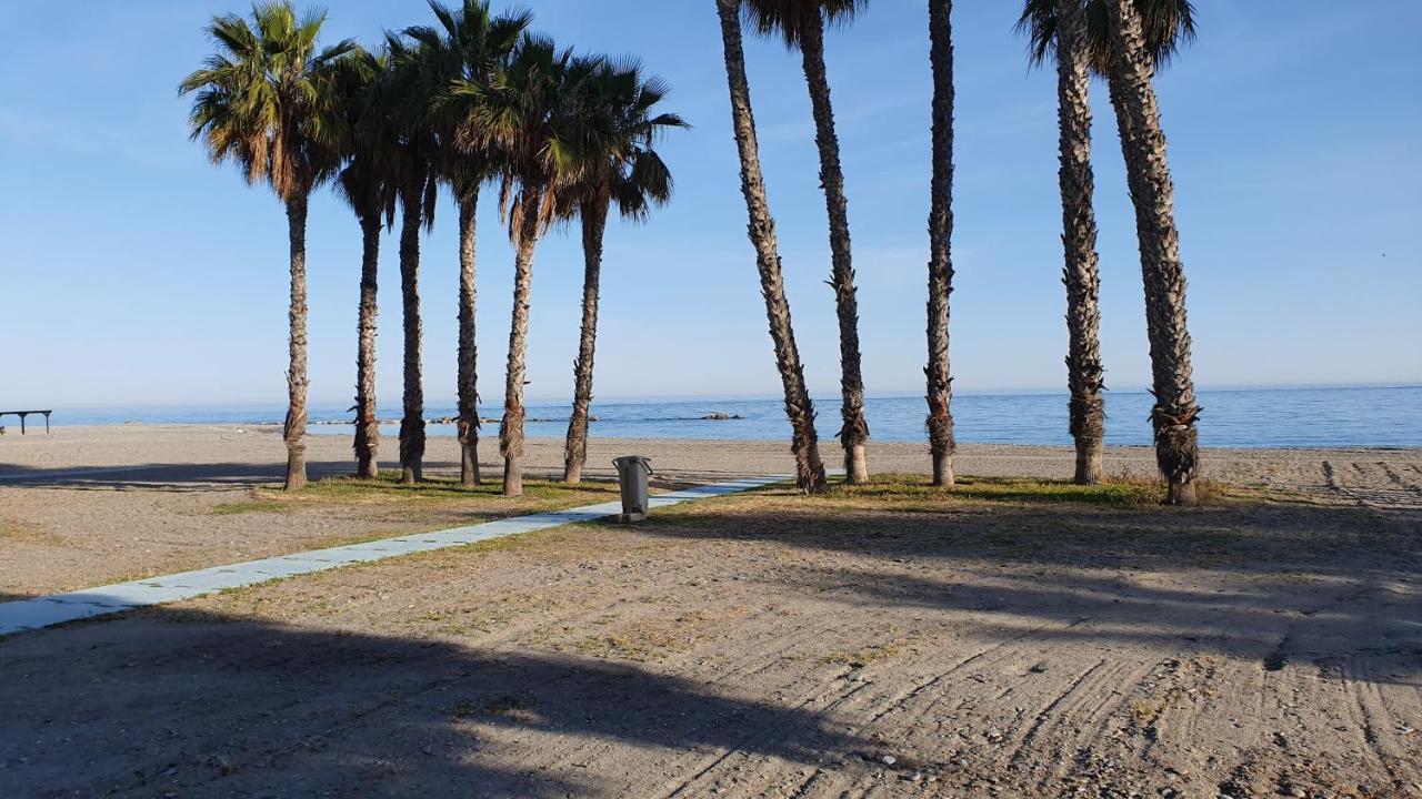 Tropical Avenida Andalucia Apartment Almuñécar Екстериор снимка