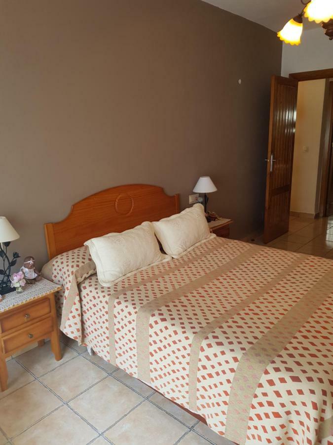 Tropical Avenida Andalucia Apartment Almuñécar Екстериор снимка